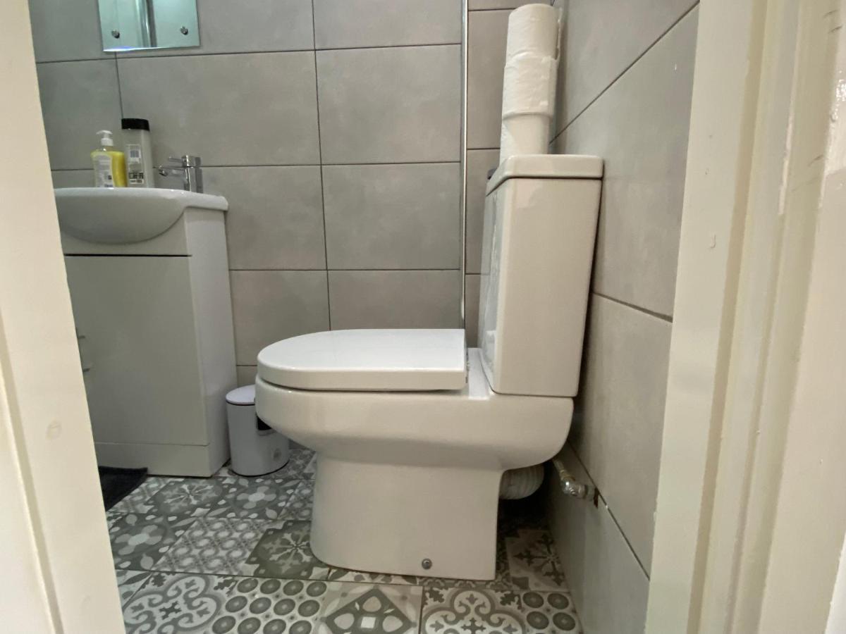 Homestay Nice Living Serviced 2 Coventry